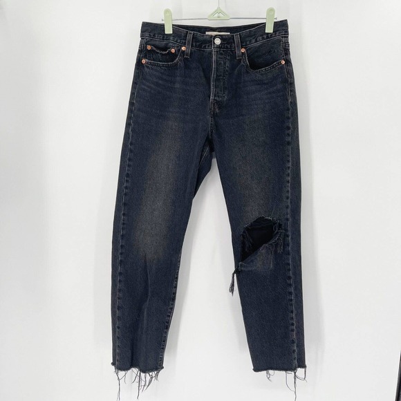 Levi's‎ Wedgie Straight Ripped Denim Jeans Sz 29 Black High Rise Pockets Raw Hem - Picture 1 of 12